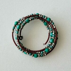 Vintage Green Glass Beads with Silver Beads on Memory Wire Seed Beads 8”